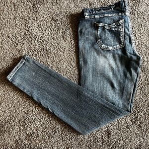 Y2K Low Rise, Women's Blue Asphalt Jeans.